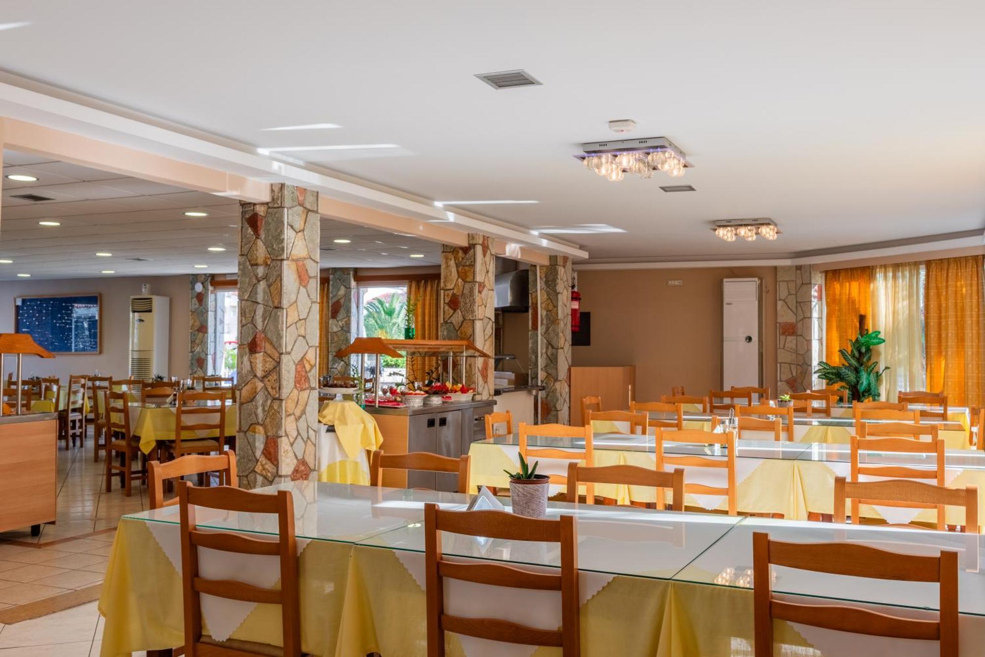 Village Inn Studios & Family Apartments Laganas Ngoại thất bức ảnh
