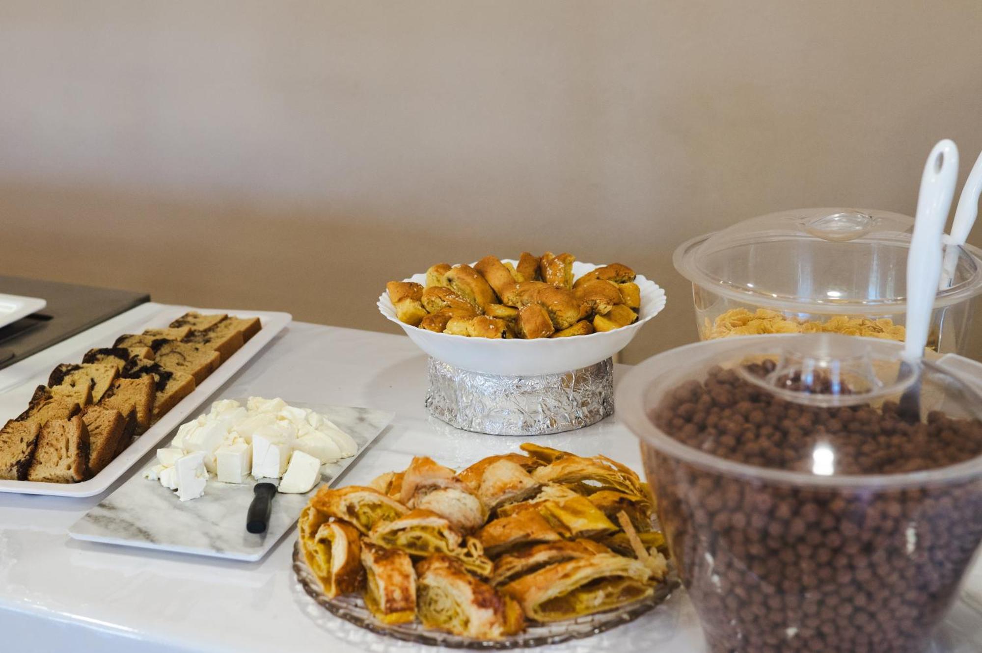 Village Inn Studios & Family Apartments Laganas Ngoại thất bức ảnh
