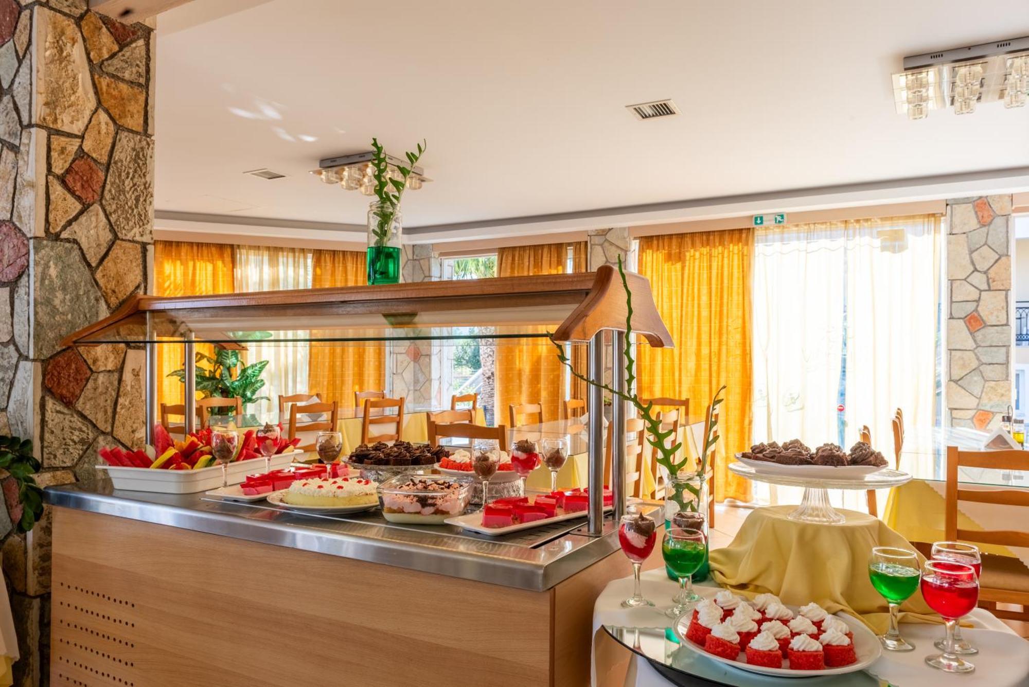 Village Inn Studios & Family Apartments Laganas Ngoại thất bức ảnh