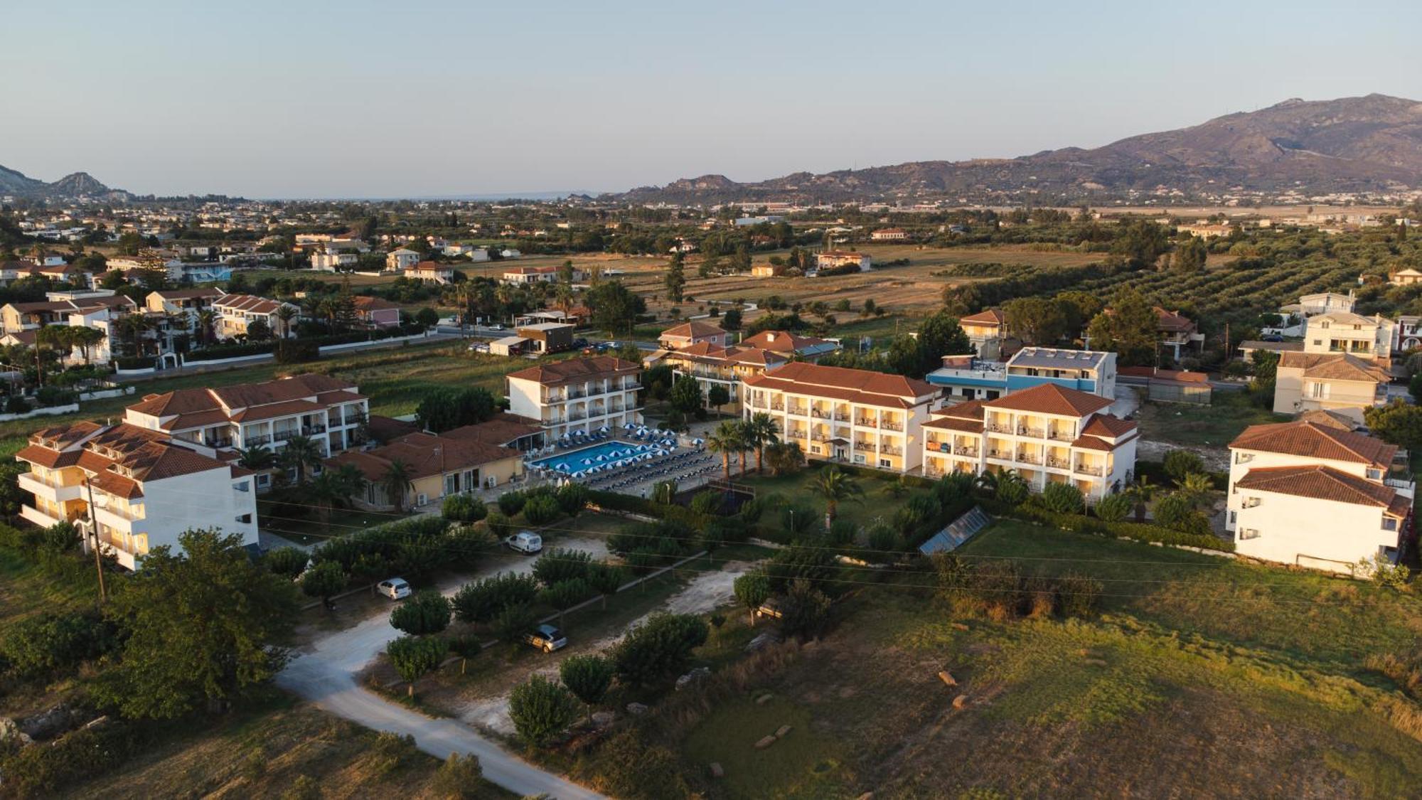 Village Inn Studios & Family Apartments Laganas Ngoại thất bức ảnh