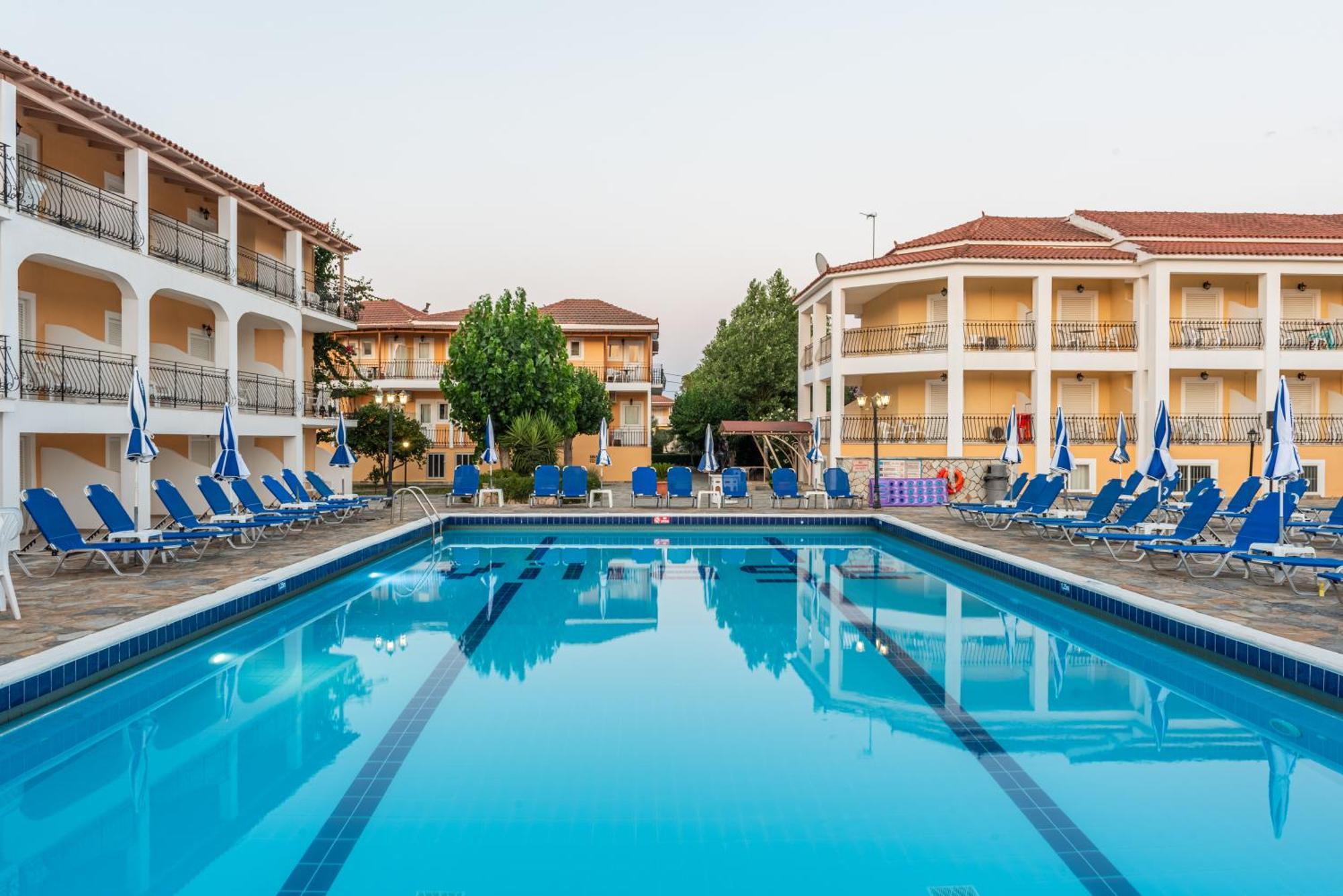 Village Inn Studios & Family Apartments Laganas Ngoại thất bức ảnh