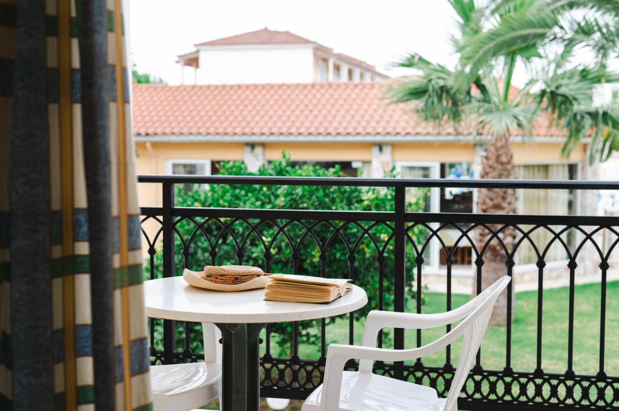 Village Inn Studios & Family Apartments Laganas Ngoại thất bức ảnh